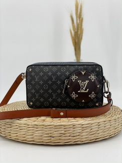 Сумка через плечо Louis Vuitton