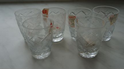 Рюмки хрустальные, 6 штук, высота 6,5 см
