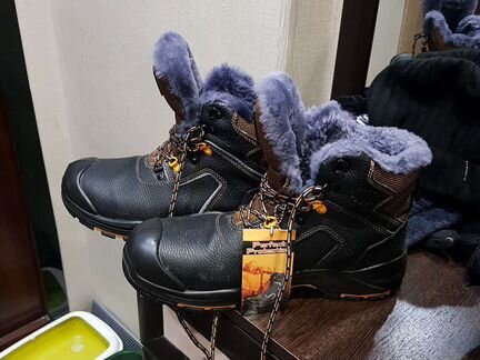 Ботинки рабочие. новые