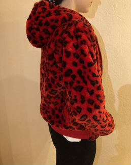 Теплая стильная кофта для девочек