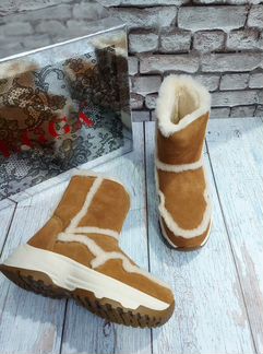 Зимние ботинки женские