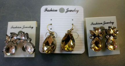 Серьги. Бижутерия