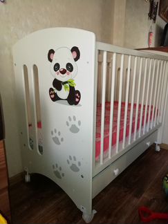 Кроватка детская + матрас+наматрасник