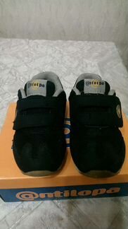 Кроссовки детские Antilopa