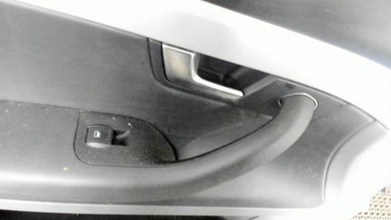 Дверь боковая левая передняя Seat Exeo, 2009