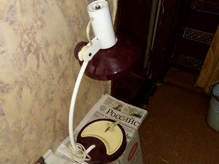 Лампа настольная