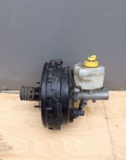 Тормозной Вакум Главный Цилиндр VolksWagen Touareg