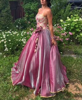 Бальное платье