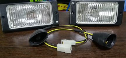 Продам новая Фара пр-тум 2110-15, 2123 белая (к-т)