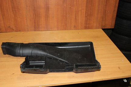 Воздухозаборник Bmw