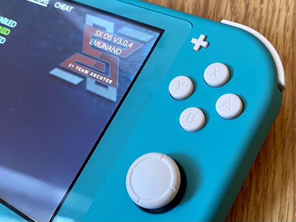 Nintendo Switch Lite + прошитая SX OS