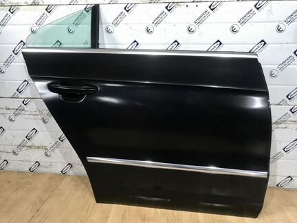 Дверь задняя правая черная VW Passat CC 1