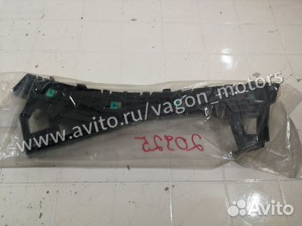 Кронштейн новый задний правый Kia Cerato 4 BD