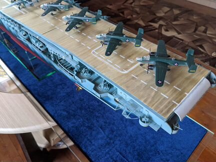 Авианосец Hornet CV-8 1:200