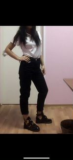 Джинсы zara чёрные mom fit 34.р
