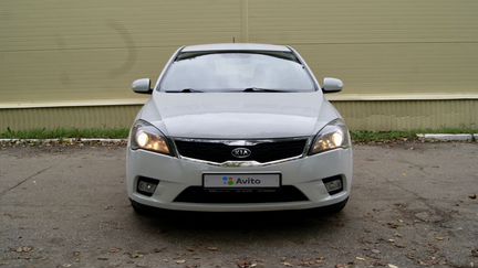 Kia Ceed 1.6 AT, 2011, 122 000 км