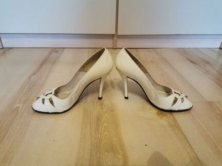 Туфли белые натуральная кожа 36