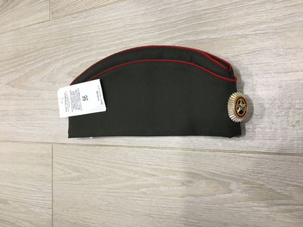 Пилотка для военнослужащих с кантом красного цвета
