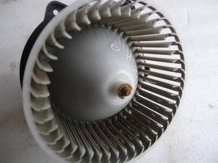 Моторчик печки задний Hyundai IX55 Хендай IX 55