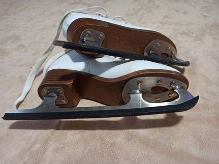 Коньки 35 размер