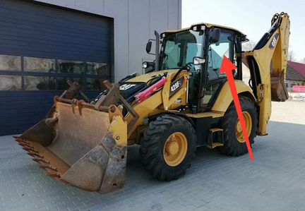 Стекло дверное левое верхнее на Cat 428,432,444 f2