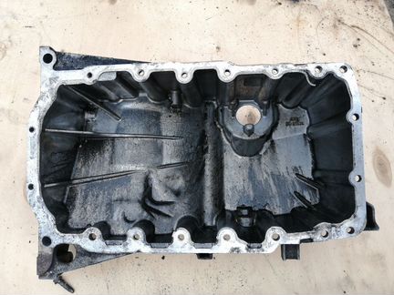 Поддон маслянный Audi A4 A5 Q5 2,0TD CAG 2008-2012