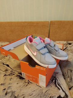 Новые кроссовки Nike 21см ступня оригинал
