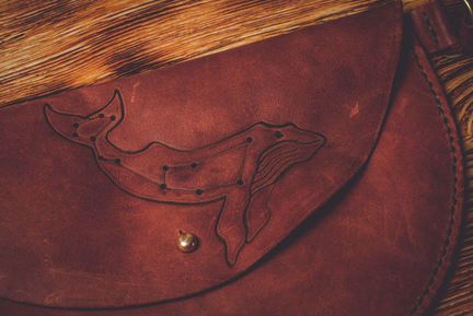 Поясная сумка из кожи