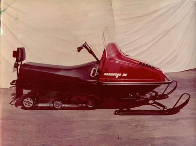 снегоход икар