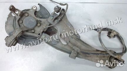 Ступица (кулак, цапфа) левая задняя Hyundai Elantr