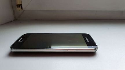 Телефон Samsung Galaxy S5 mini