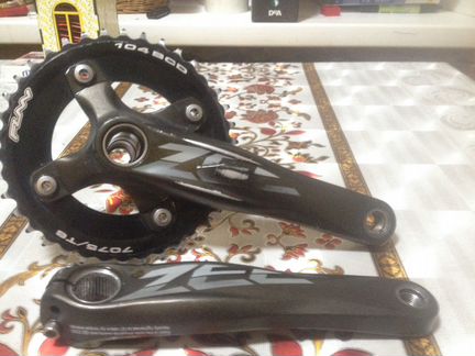 Шатуны Shimano Zee 640