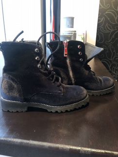 Ботинки высокие чёрные женские бархатные 35 р-р Ит