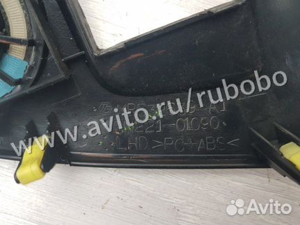 Накладка торпеды Mitsubishi Lancer 9 4G18 2004
