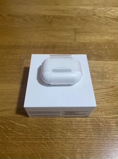 AirPods Pro новые