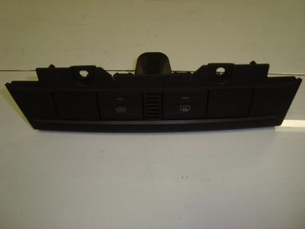Рамка кнопок обогрева Ford Focus 2 hxda 2005
