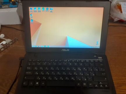 Продам ноутбук Asus X200MA-KX048D FB1387