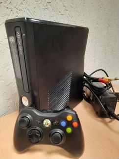 Xbox 360S полный комплект