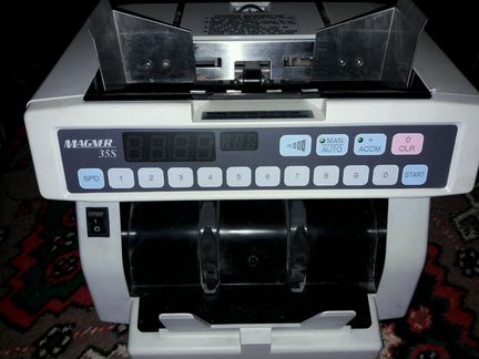 Устройство для счета денег