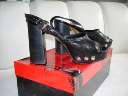 Босоножки женские Carlo Pazolini р. 38