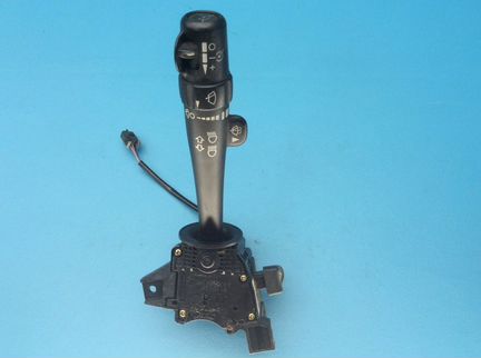 Подрулевой переключптель Chevrolet Trailblazer