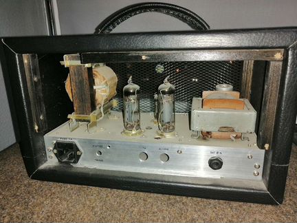 Ламповый гитарный усилитель Finistamp 15 ватт