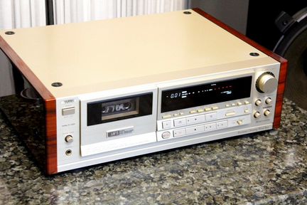 Aiwa XK-S9000 с цапом 220в