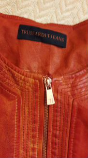 Новая кожаная куртка Trussardi Jeans