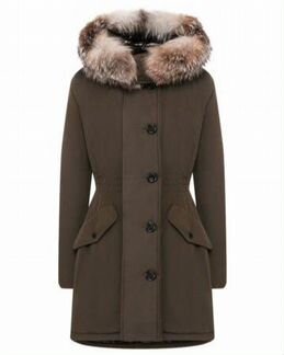 Парка Moncler