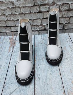 Зимние ботинки
