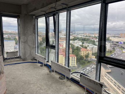 Офис с панорамным остекленением в бц Парк Легенд