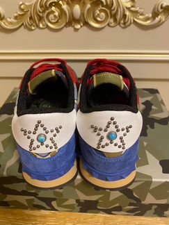Кроссовки valentino