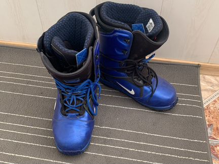 Сноубордические ботинки Nike
