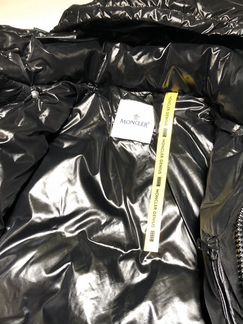 Пуховик Moncler